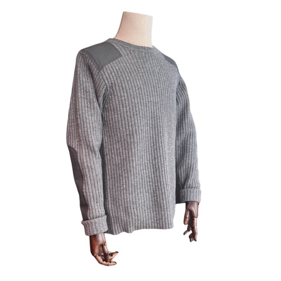 L.L. Bean Men’s Commando Crewneck Sweater. Gray. Large. NEW - Picture 4 of 16